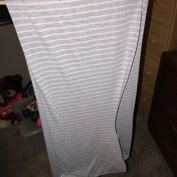 Small LuLaRoe Maria - Picture 2 of 2